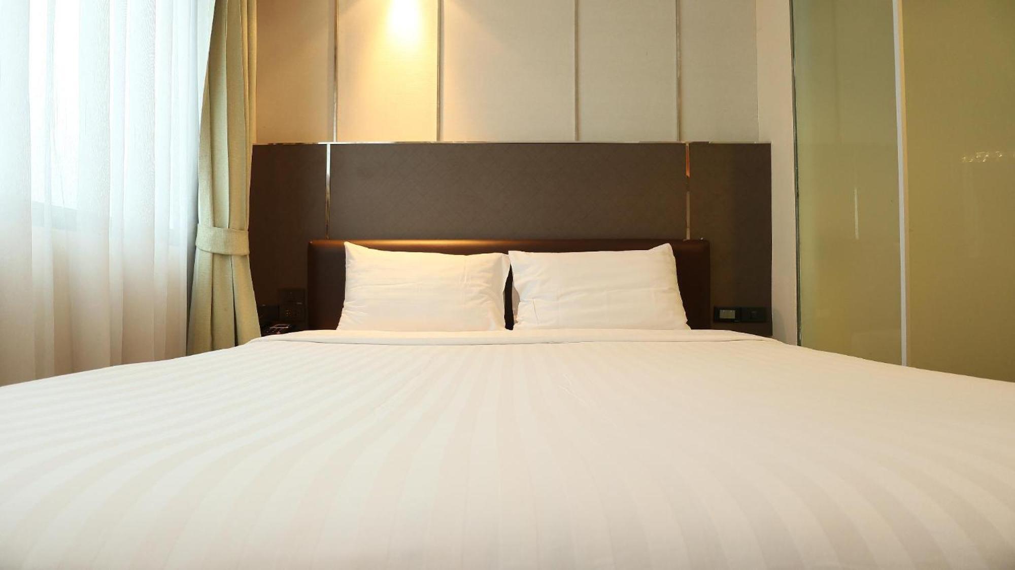 Citin Sukhumvit 11 Nana By Compass Hospitality Khách sạn
